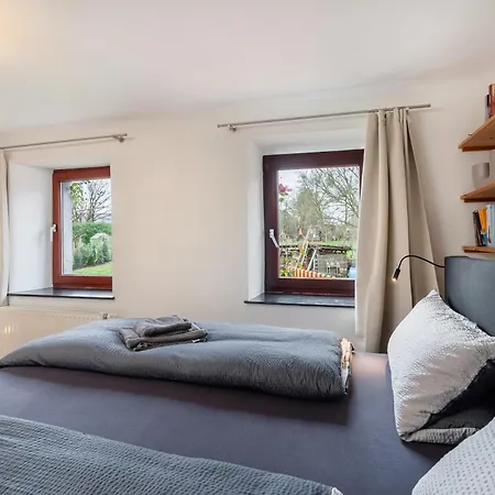 Zum Alten Kuhstall - Suedgarten & Terrasse - Grosses Mit Sauna Holiday home Lontzen