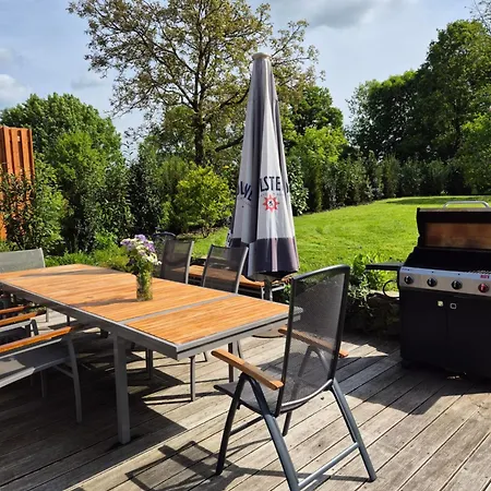 別荘 Zum Alten Kuhstall - Suedgarten & Terrasse - Grosses Mit Sauna Lontzen