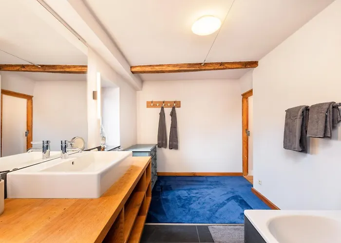 Holiday home Zum Alten Kuhstall - Suedgarten & Terrasse - Grosses Mit Sauna Lontzen